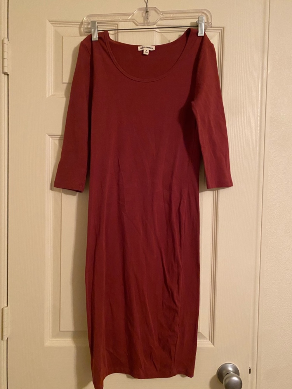 Zenana Outfitters Scoop Neck Rust Midi Dress